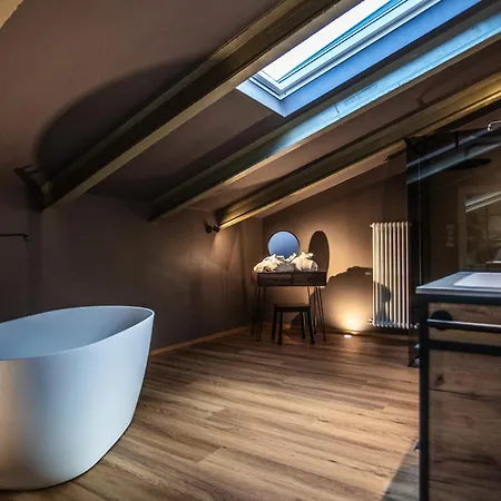 La Casa Nel Parco Luxury לינה וארוחת בוקר סן לזרו די סבנה