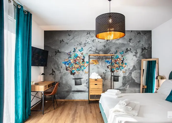 فندق مبيت وإفطار La Casa Nel Parco Luxury 4*